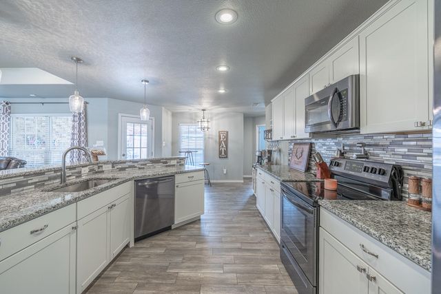 10304 Avenue W, Lubbock, TX 79423