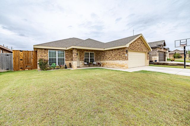 10304 Avenue W, Lubbock, TX 79423