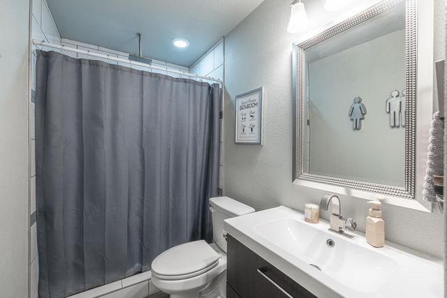 10304 Avenue W, Lubbock, TX 79423