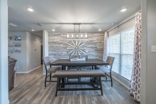10304 Avenue W, Lubbock, TX 79423
