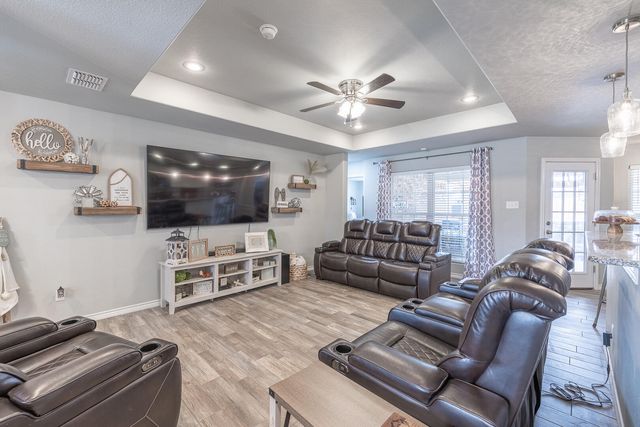10304 Avenue W, Lubbock, TX 79423