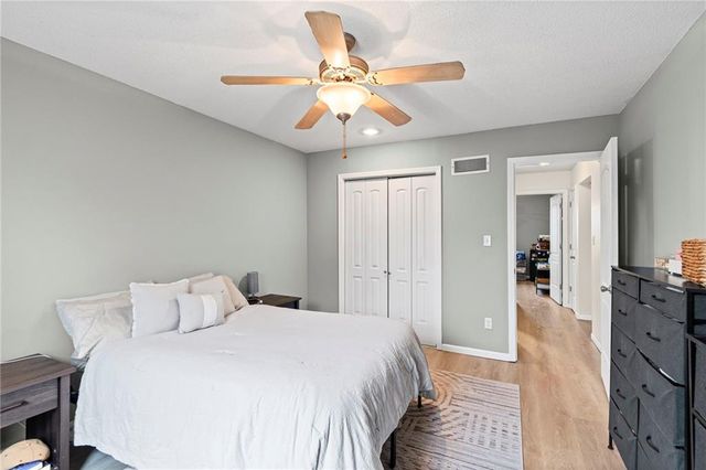 8709 N Hull Avenue, Kansas City, MO 64154
