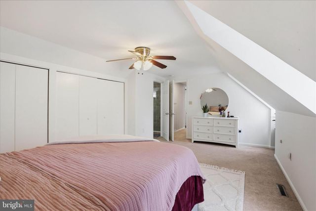 237 DELP RD, Lancaster, PA 17601