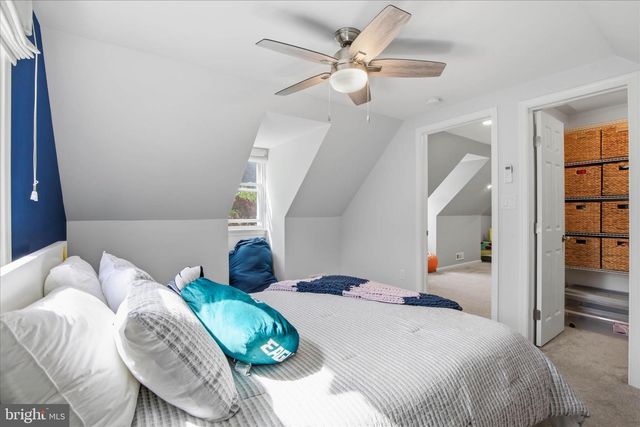 237 DELP RD, Lancaster, PA 17601