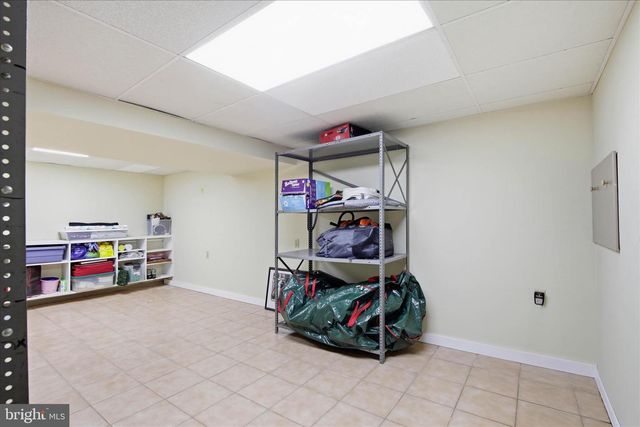 237 DELP RD, Lancaster, PA 17601