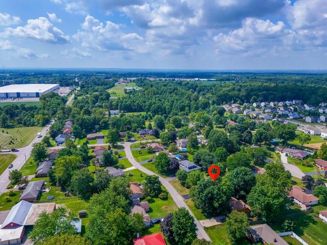 69 Ridgewood Drive SW, Pataskala, OH 43062