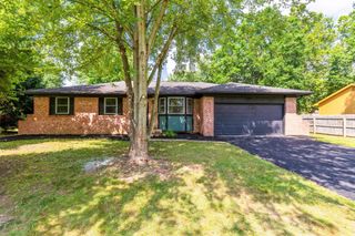 69 Ridgewood Drive SW, Pataskala, OH 43062