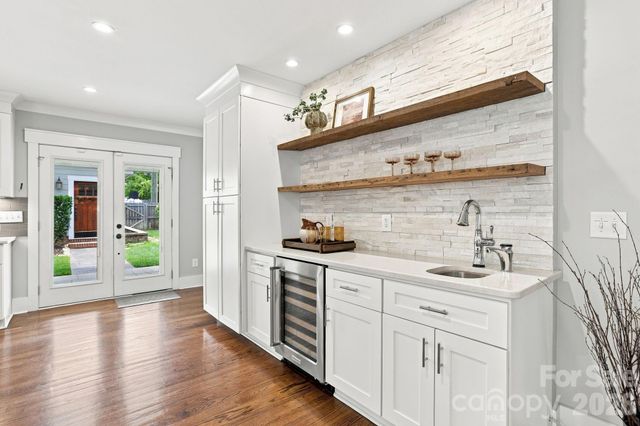 2617 Commonwealth Avenue, Charlotte, NC 28205