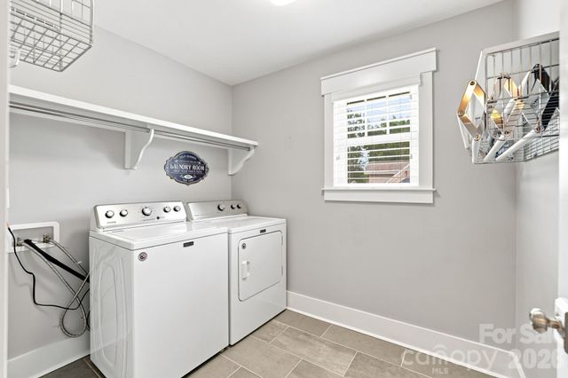 2617 Commonwealth Avenue, Charlotte, NC 28205