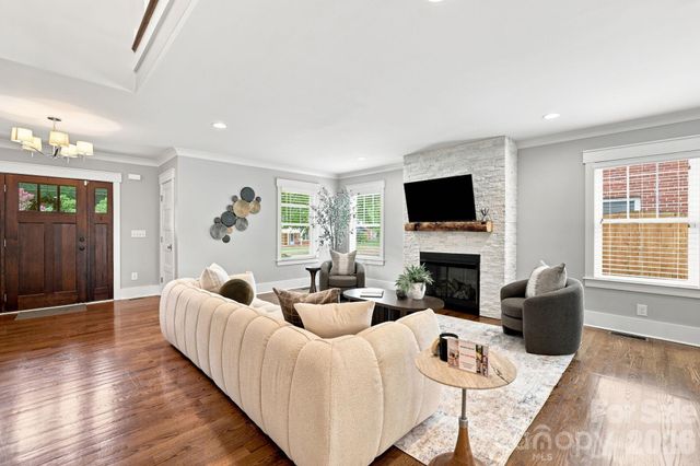 2617 Commonwealth Avenue, Charlotte, NC 28205