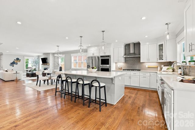 2617 Commonwealth Avenue, Charlotte, NC 28205