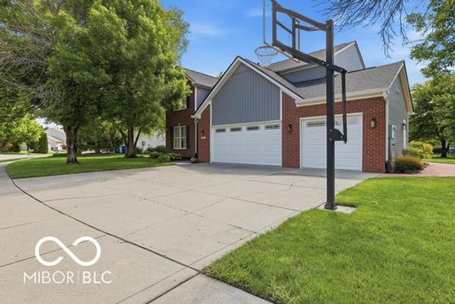 7551 Purple Cress Drive, Avon, IN 46123