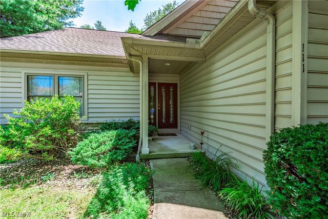 111 Cliffside Drive, Wakeman, OH 44889