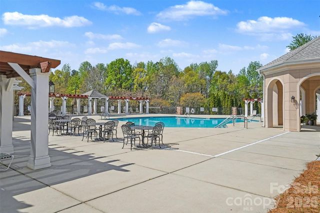 977 Platinum Drive, Fort Mill, SC 29708