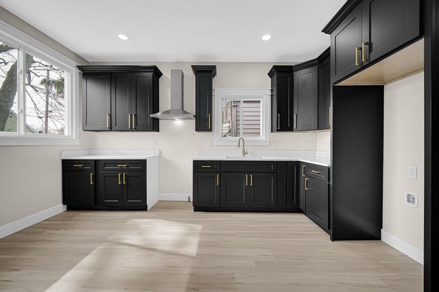 724 Willow Court, Hammond, IN 46320