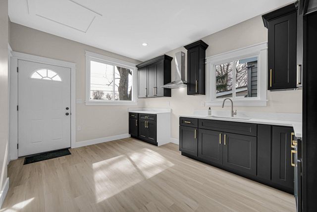 724 Willow Court, Hammond, IN 46320