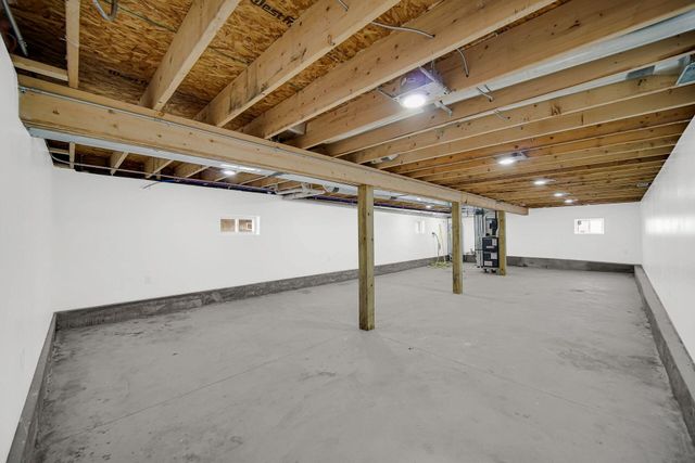 724 Willow Court, Hammond, IN 46320