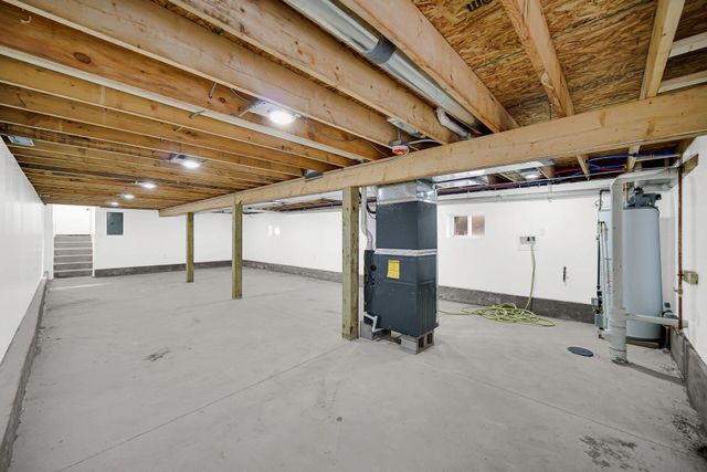 724 Willow Court, Hammond, IN 46320