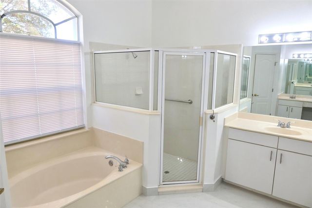 10007 NEWINGTON DRIVE, Orlando, FL 32836