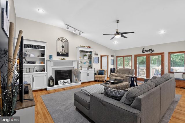 18 HICKORY DR, Bridgeton, NJ 08302