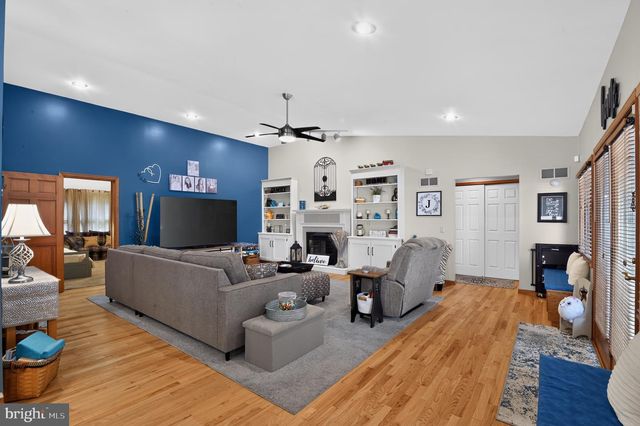 18 HICKORY DR, Bridgeton, NJ 08302