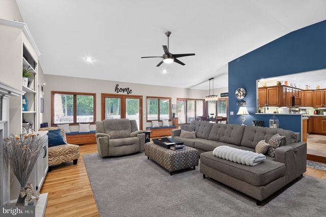 18 HICKORY DR, Bridgeton, NJ 08302