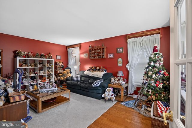 18 HICKORY DR, Bridgeton, NJ 08302