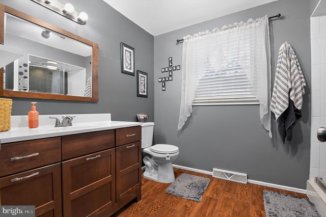 18 HICKORY DR, Bridgeton, NJ 08302