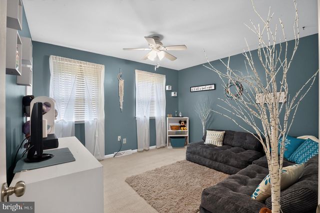 18 HICKORY DR, Bridgeton, NJ 08302
