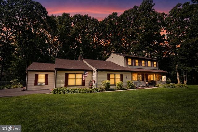 18 HICKORY DR, Bridgeton, NJ 08302