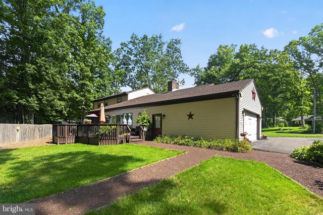 18 HICKORY DR, Bridgeton, NJ 08302