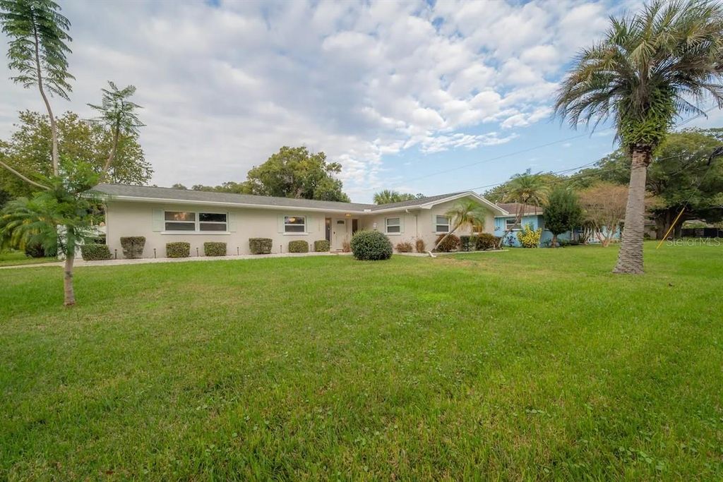 1720 PENNY LANE, Clearwater, FL 33756