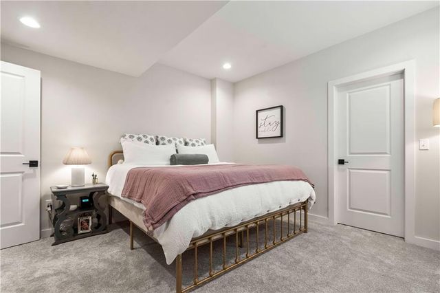 11594 S Zarda Drive, Olathe, KS 66061