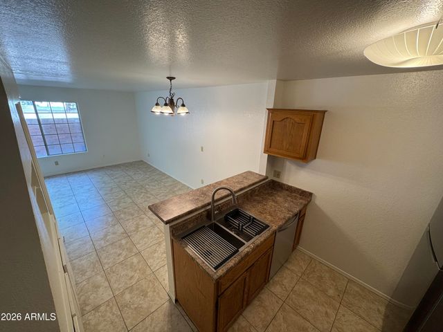 625 S WESTWOOD Street 160, Mesa, AZ 85210