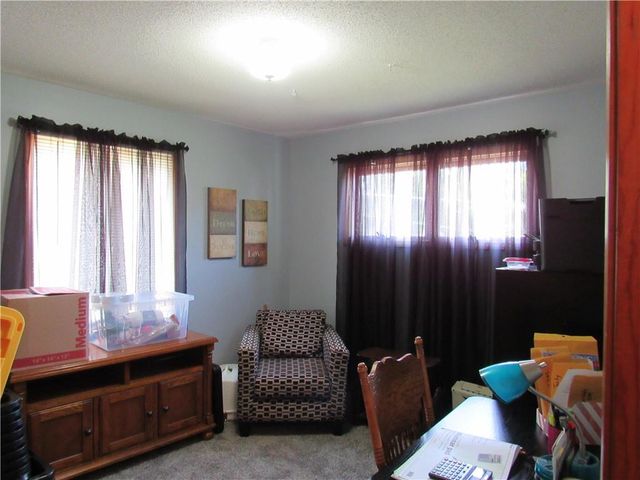 2408 Ridgewood Road, Harrisonville, MO 64701