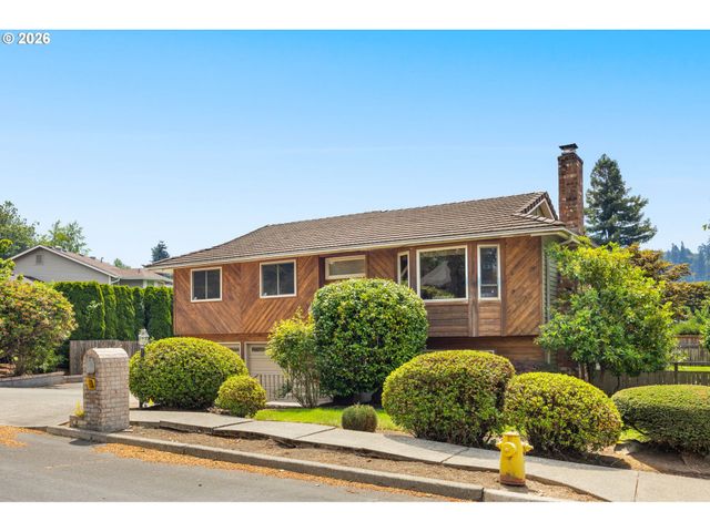 1203 BEXHILL St, West Linn, OR 97068