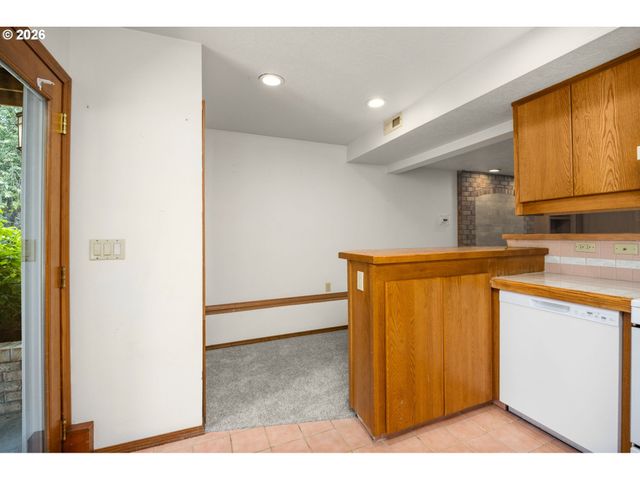 1203 BEXHILL St, West Linn, OR 97068
