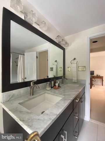 1320 PRINCESS ST, Alexandria, VA 22314