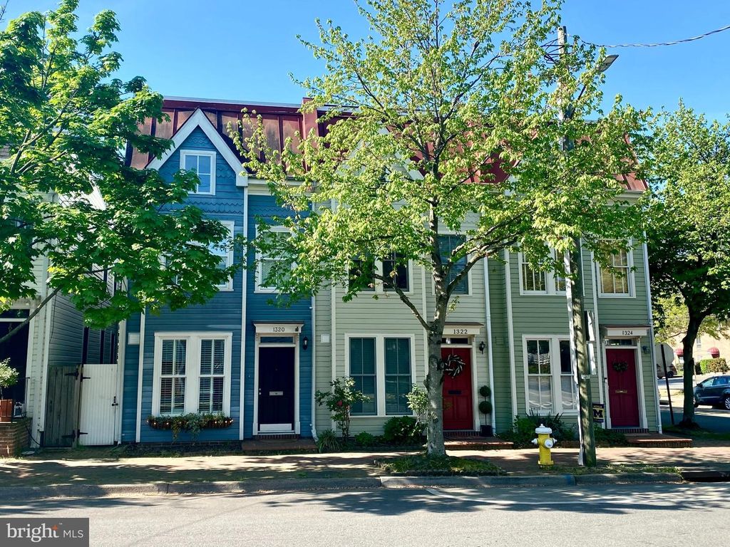 1320 PRINCESS ST, Alexandria, VA 22314