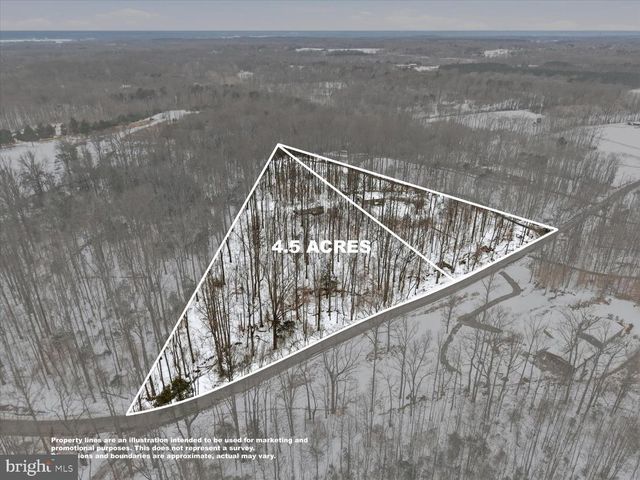 9358 CHAPEL GREEN RD, King George, VA 22485