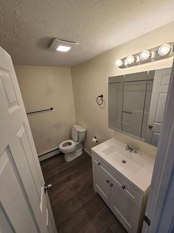 157-159 Third 3, Leominster, MA 01453
