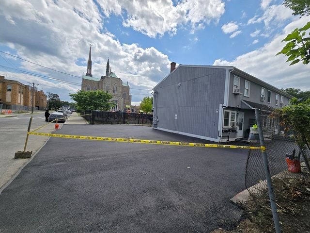 157-159 Third 3, Leominster, MA 01453