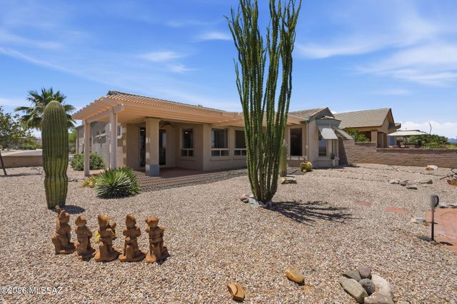 2062 W Vista Ridge Drive, Green Valley, AZ 85622