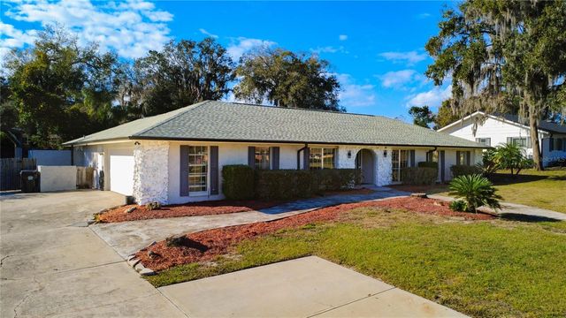 1000 ERROL PARKWAY, Apopka, FL 32712