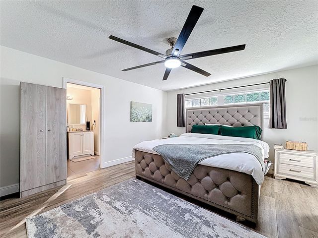 1000 ERROL PARKWAY, Apopka, FL 32712