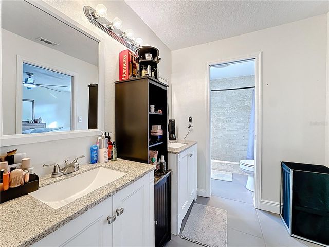 1000 ERROL PARKWAY, Apopka, FL 32712