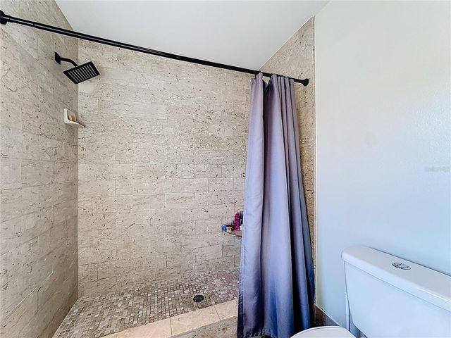 1000 ERROL PARKWAY, Apopka, FL 32712