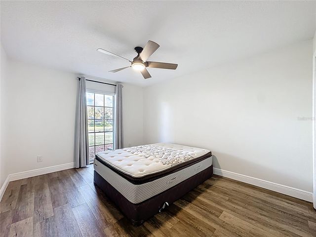 1000 ERROL PARKWAY, Apopka, FL 32712