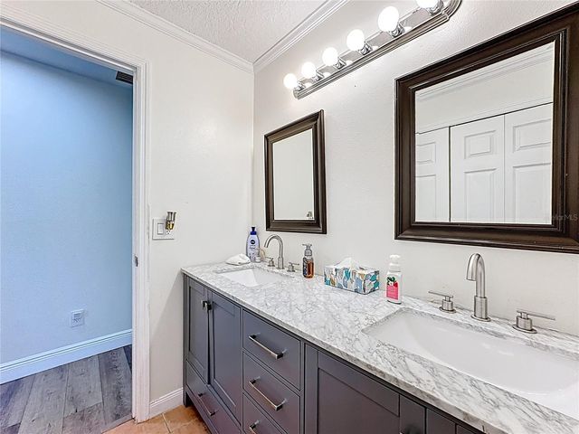 1000 ERROL PARKWAY, Apopka, FL 32712