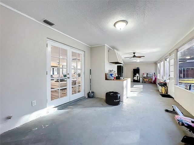 1000 ERROL PARKWAY, Apopka, FL 32712